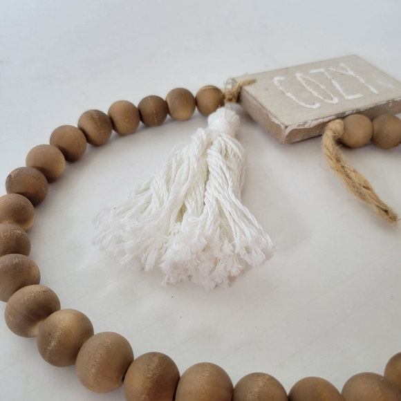 Wooden Beed Farmhouse Decor Cozy String - Picture 3 of 3